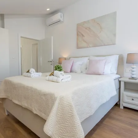 Golden View Penthouse Appartamento *