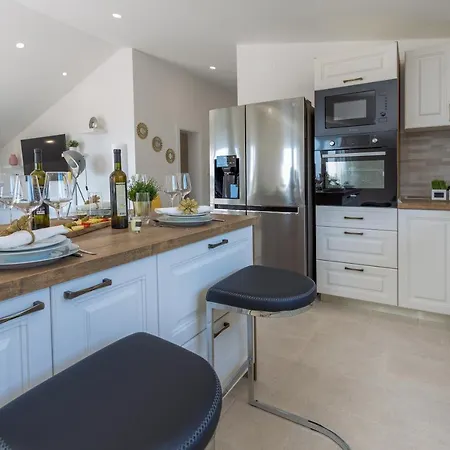 Golden View Penthouse Apartman